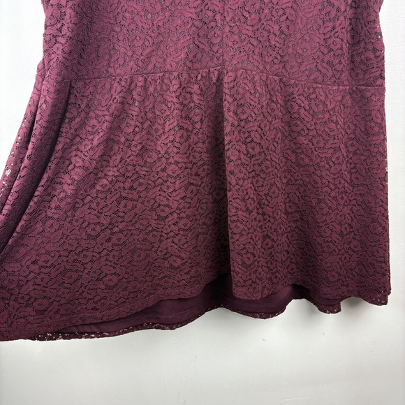 Love & Legend Deep Red Lace Overlay Peplum Tank Top - Picture 4 of 7